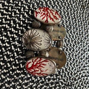 Joolz Hayworth Coral beachy bracelet